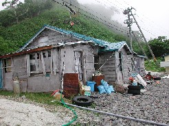 zH